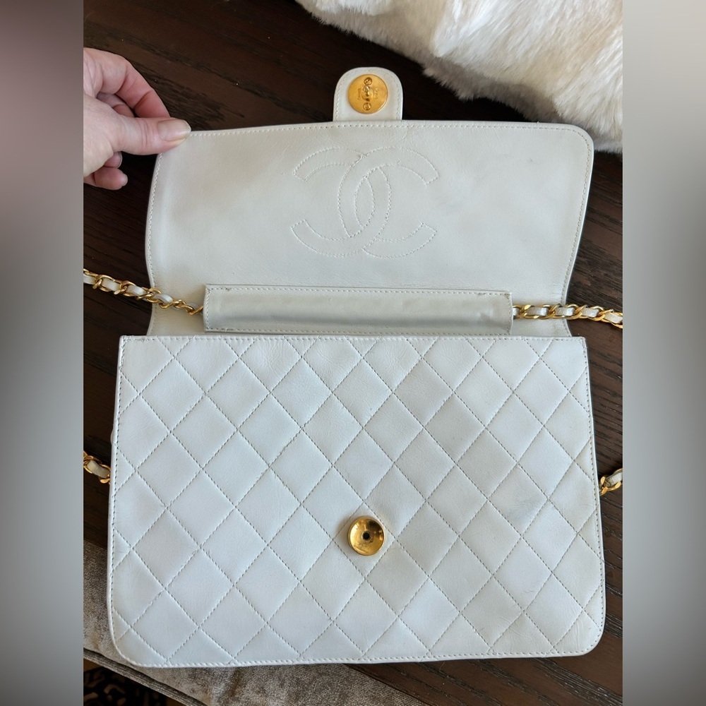 Vintage Chanel Single Flap - Picture 11 of 13